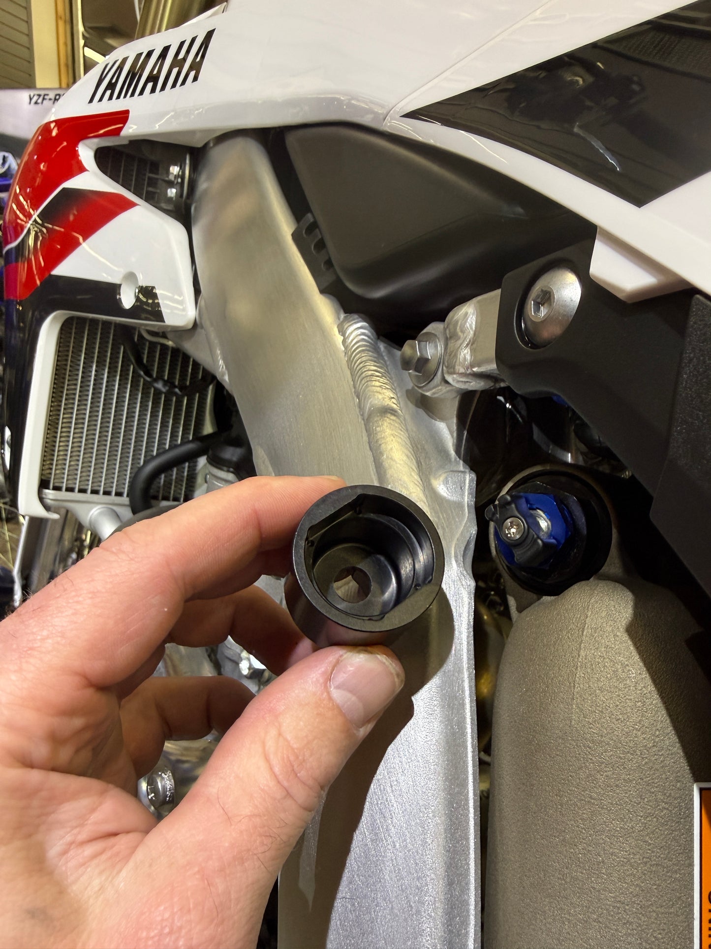 KYB and Showa 24mm CAJ socket - clicker compatible