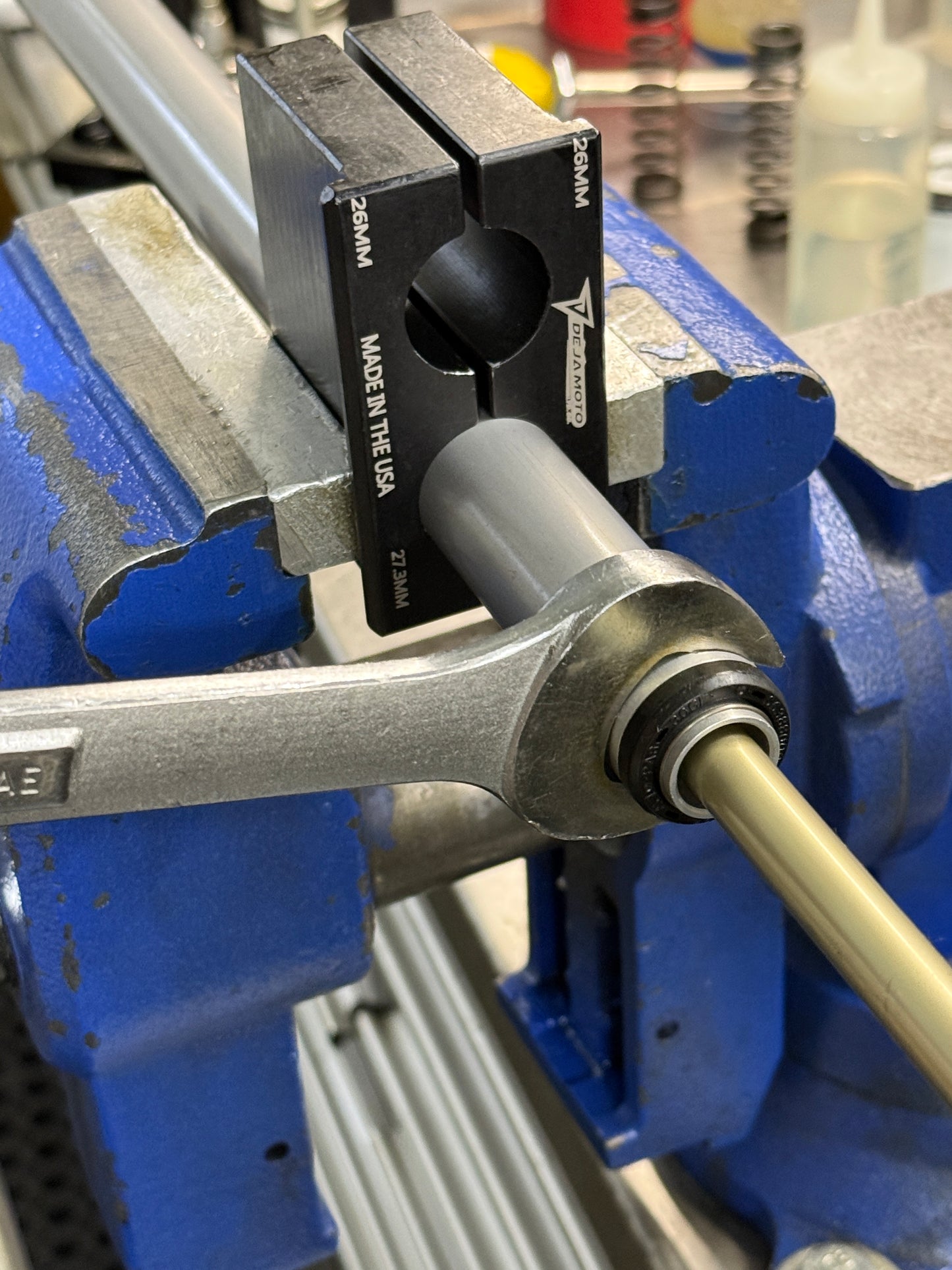 26mm & 27.3mm cartridge cylinder clamp